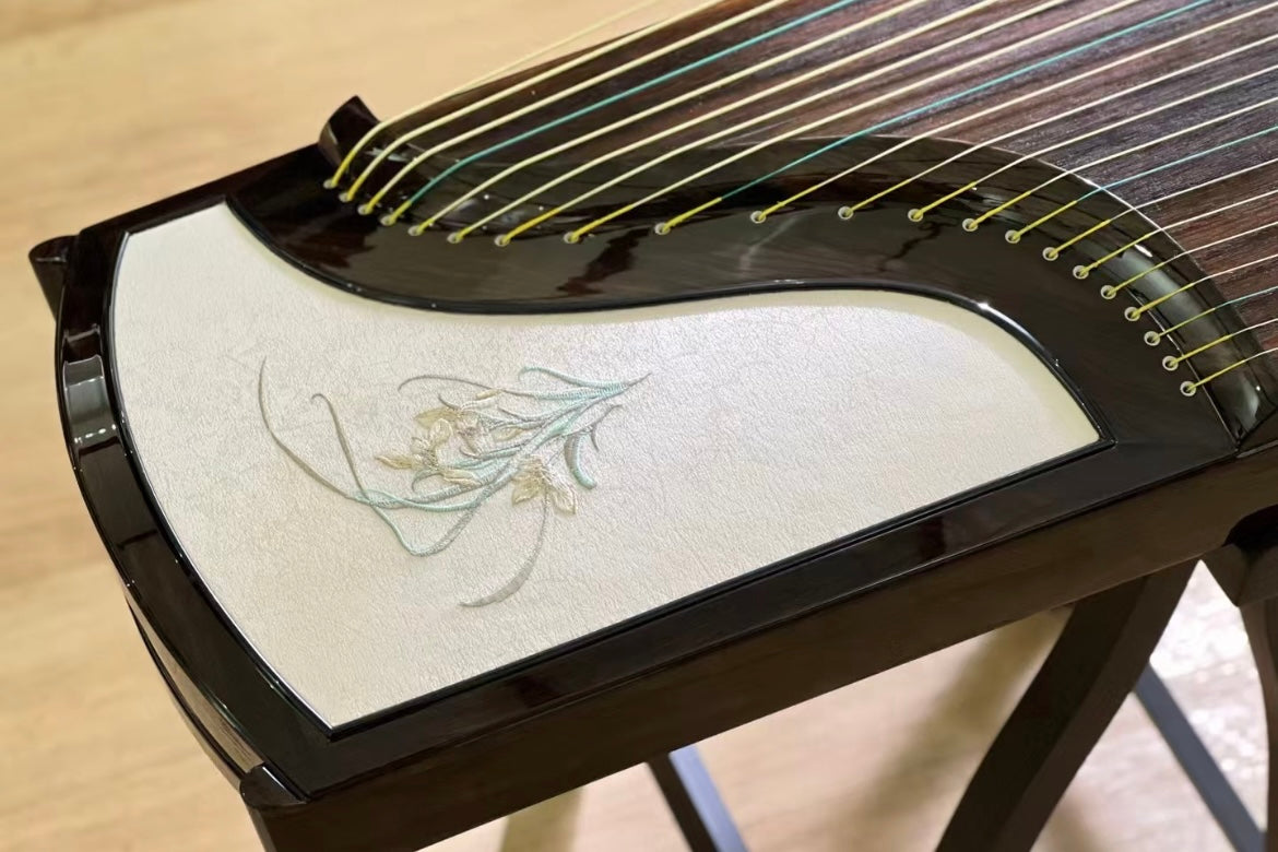 Tangxiang 63in Ziricote Embroidery Guzheng “Wan Er” 唐响163cm黑柿木刺绣古筝“婉儿”