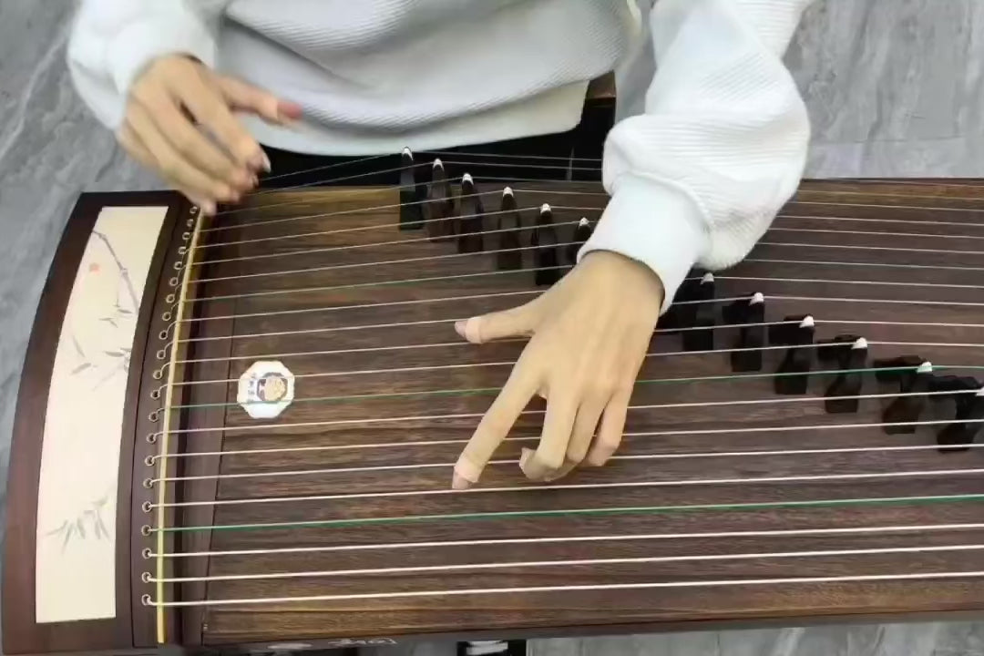 Buy guzheng with free international delivery, quality guzheng, 125cm guzheng, travel size guzheng, small guzheng with quality sound, top-rated guzheng,  125厘米古筝，便携古筝，古筝转运，高性价比古筝，海外买古筝, 海外古筝专营店